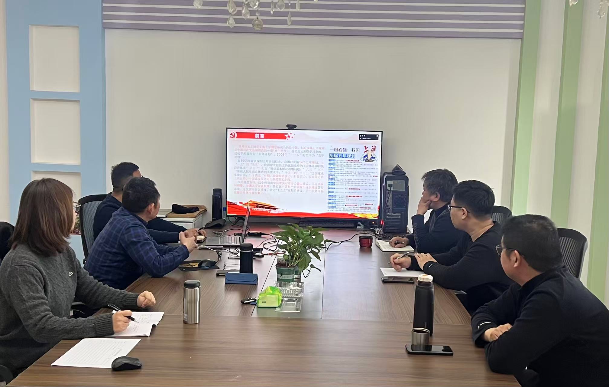 32cb8d95bdb7a6eaa69a591394693a8f.jpg 32cb8d95bdb7a6eaa69a591394693a8f.jpg